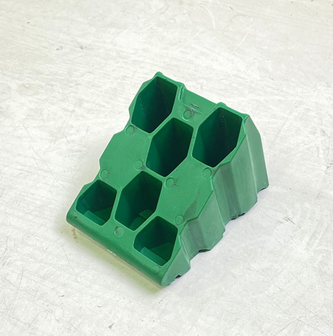 未标题-2_0002__0007_hr03-03 (2)