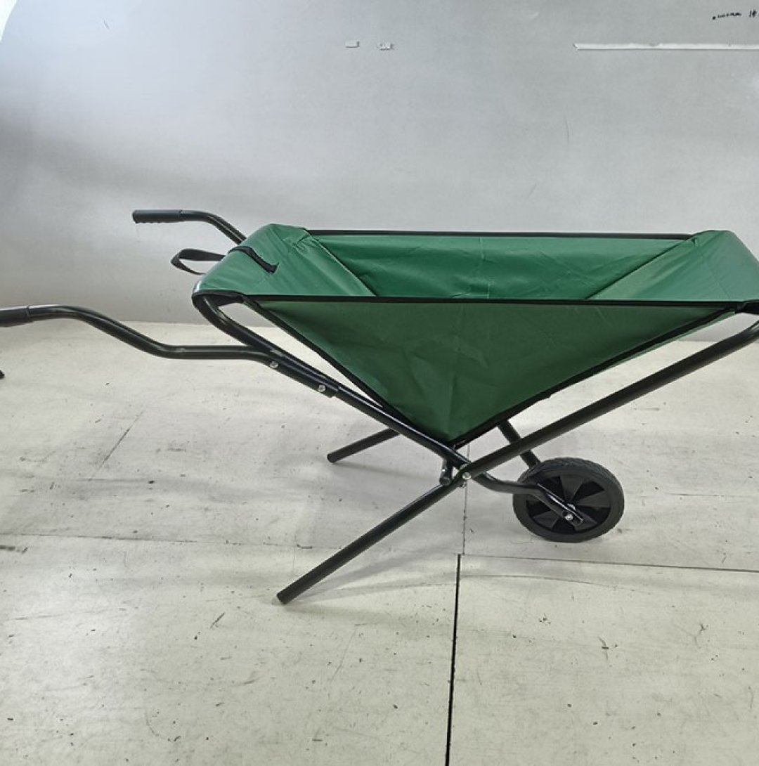 _0003_82e86e0c4d68914c1932a2d91722f8d