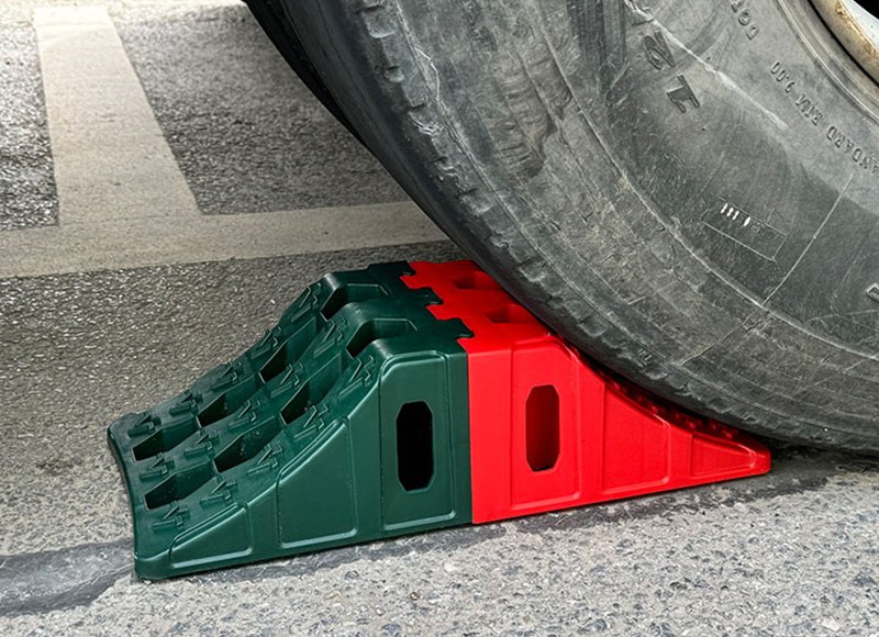 RV WHEEL CHOCK